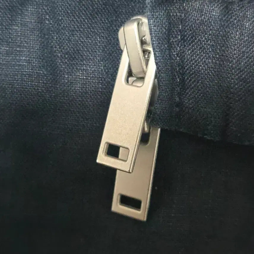 [SOLD OUT] 코스 COS 네이비 헴프 린넨 집업 자켓 XL