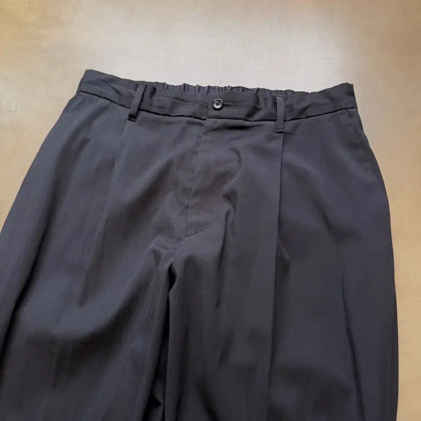 [BUNJANG] United Tokyo Light Nylon Cabra Banding Slacks / 유나이티드 도쿄 라이트 나일론 카브라 밴딩 슬랙스 4사이즈