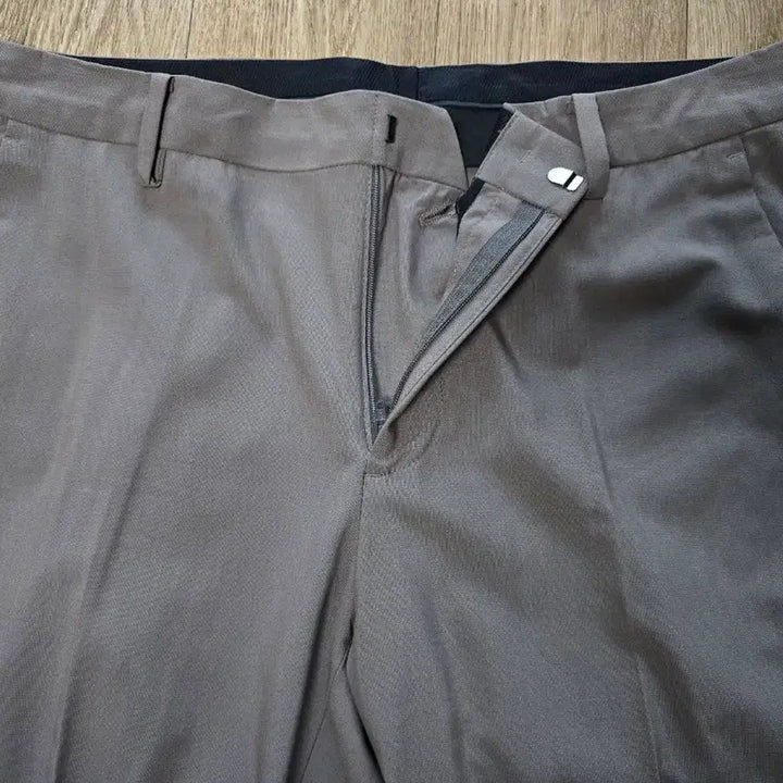 [BUNJANG] Giordano Slacks Dark Beige Pants / 지오다노 슬랙스 다크베이지 84 새제품 팝니다