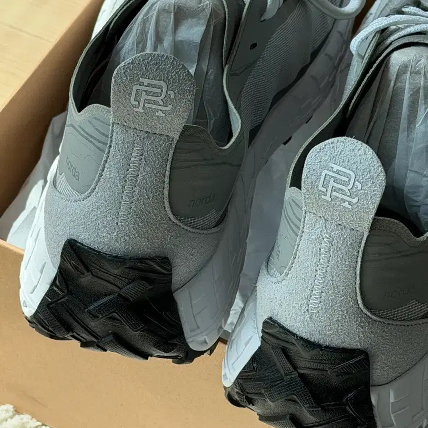 [BUNJANG] NODA x Reigning Champ 001 Heather Grey Sneakers / 노다 x 레이닝 챔프 001 헤더그레이 US 11.5 새상품