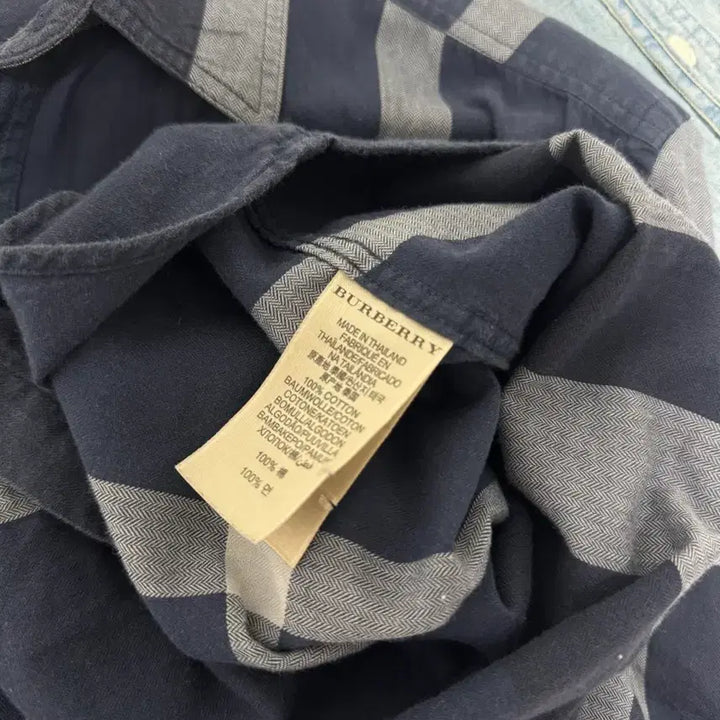 [BUNJANG] Burberry Brit Checkered Shirt / Burberry brit 버버리 / 브릿 체크 셔츠 / M