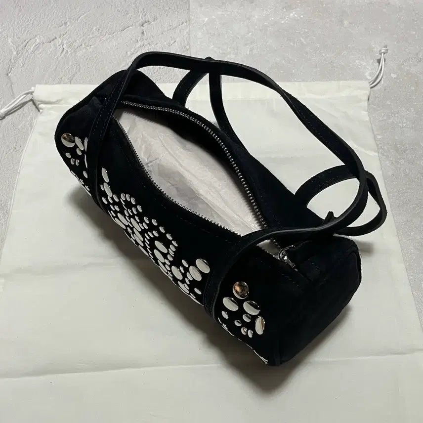 [BUNJANG] Gimaguas Sofia Studded Bag - Black / [새상품] 기마구아스 Sofia 소피아 스터드백 블랙