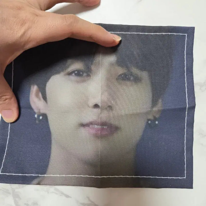 [BUNJANG] BTS Jungkook Handkerchief / *bts 방탄소년단 정국 손수건
