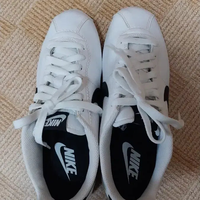 [BUNJANG] Nike Cortez Leather Sneakers (245) / 나이키 정품 코르테즈 레더.운동화. 245