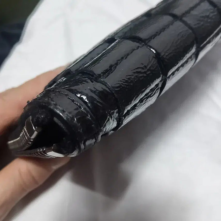 [BUNJANG] Burberry Embossed Crocodile Clutch Wallet / 버버리 악어 엠보싱 클러치 장지갑