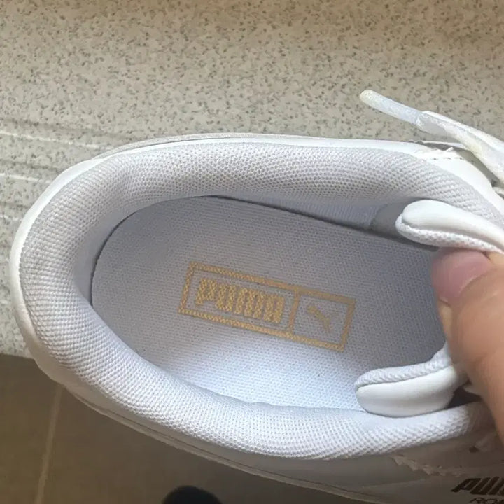 [SOLD OUT] 푸마 퓨처 라이더 245 화이트