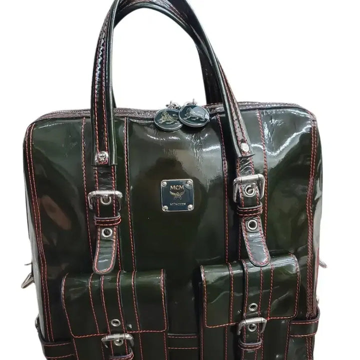 [SOLD OUT] MCM 에나멜 토트백 블랙 서류가방