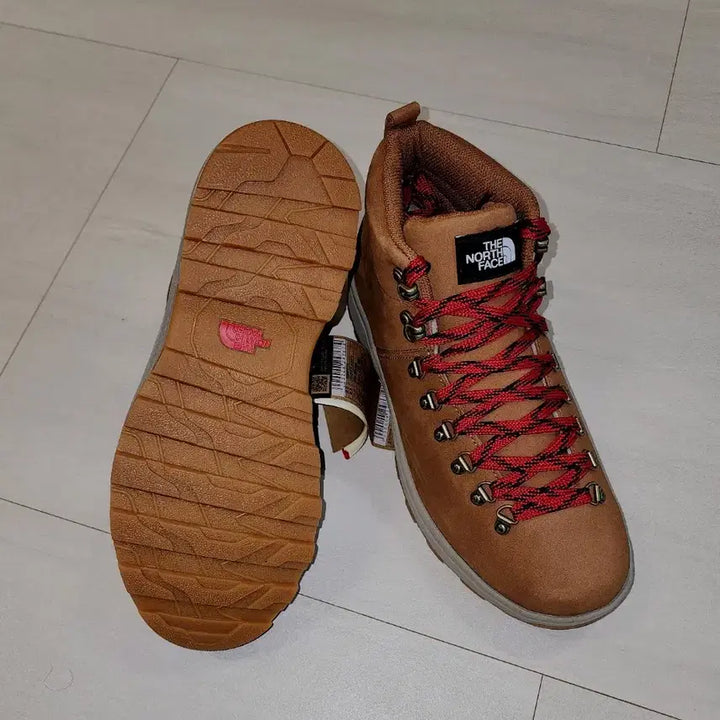 [BUNJANG] The North Face High-Cut Hiking Boots Brown / 노스페이스 하이컷 등산화 브라운