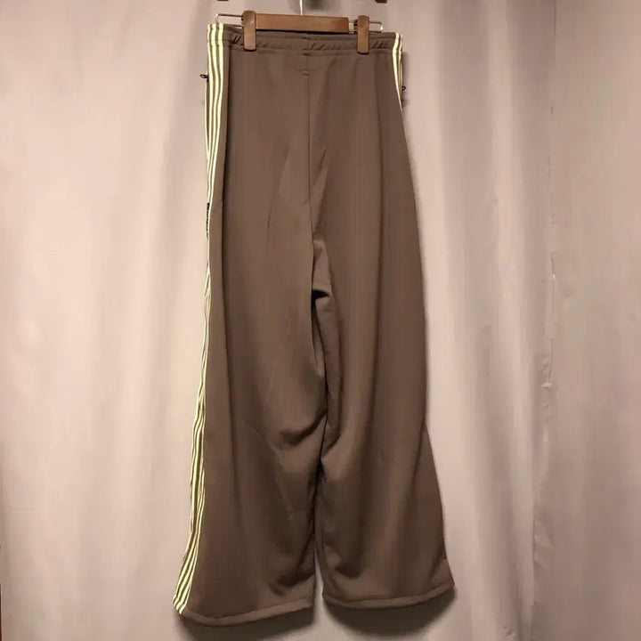 [BUNJANG] Kapital Stuntman Super Baggy Track Pants / 캐피탈 스턴트맨 슈퍼배기 트랙팬츠
