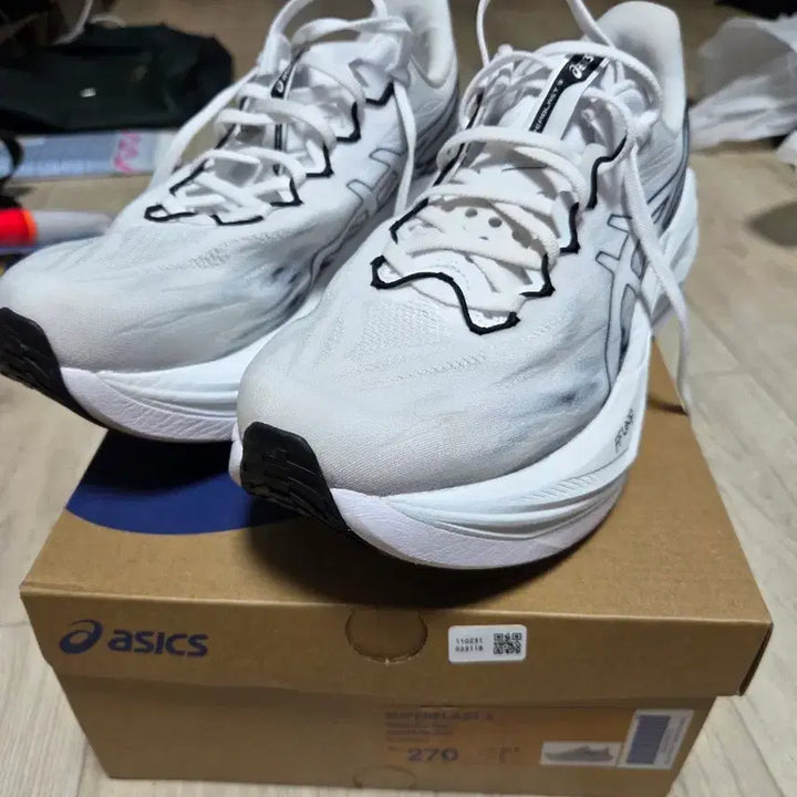[SOLD OUT] 아식스 슈퍼블라스트3 화이트 블랙