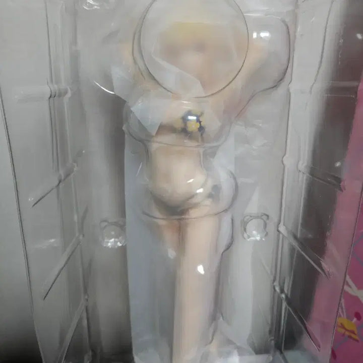 [SOLD OUT] 키타가와 마린 굿스마일 1/7 스케일 수영복 피규어 비스크돌