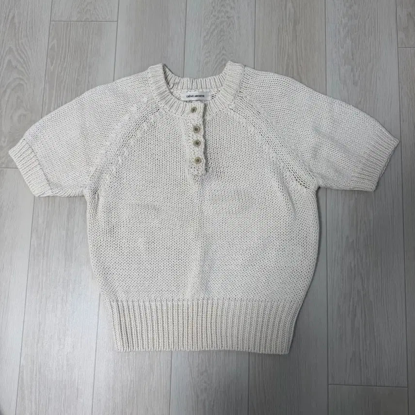 [SOLD OUT] 크렘므 제작 반팔 니트 새상품