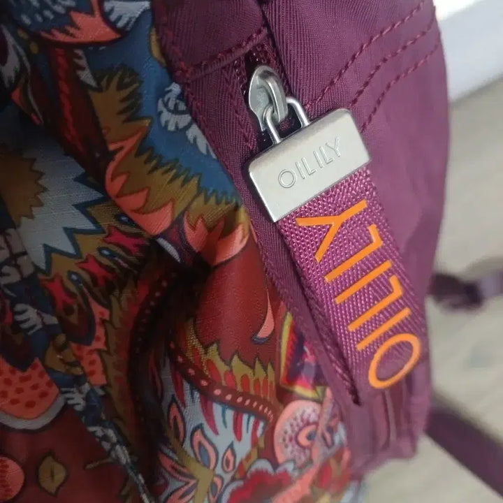 [BUNJANG] Oilly Flower Pattern Backpack Large / Oilly 오일리 플라워 패턴 백팩 라지 상태아주조아요 깨끗합니다