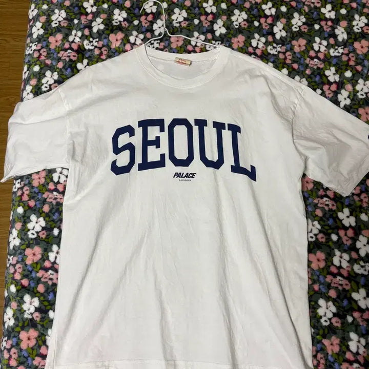 [BUNJANG] Palace x Champion Seoul Short Sleeve T-Shirt White / 팔라스 x 챔피온 서울 반팔 화이트