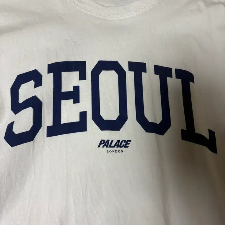 [BUNJANG] Palace x Champion Seoul Short Sleeve T-Shirt White / 팔라스 x 챔피온 서울 반팔 화이트