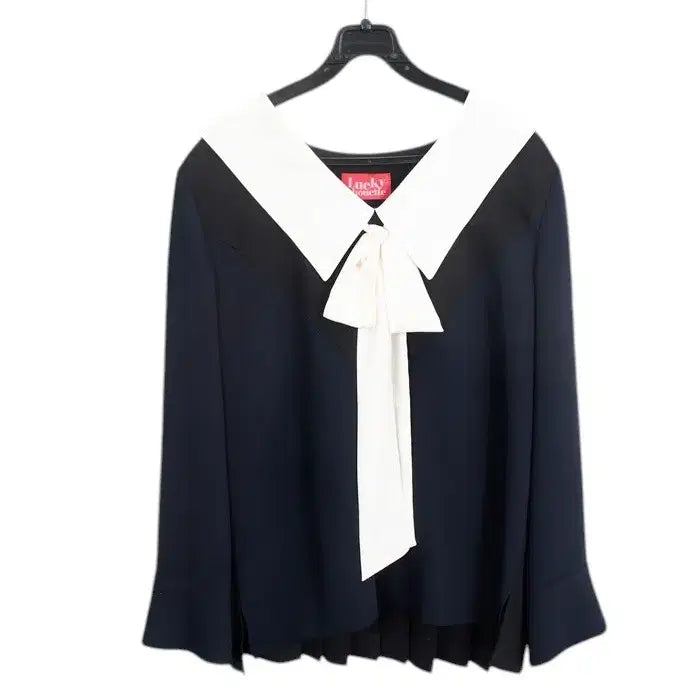 [SOLD OUT] 여성38/ 럭키슈에뜨 프레피 블라우스 NV 36-2