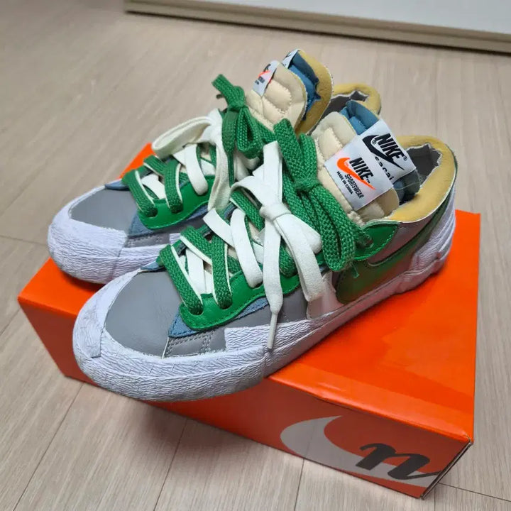 [BUNJANG] Nike Sacai Blazer Low Sneakers / 나이키 사카이 블레이저 로우 235