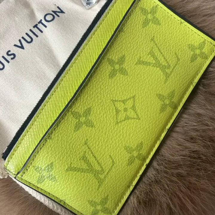 [BUNJANG] Louis Vuitton Monogram Eclipse Virgil Abloh Limited Edition Card Holder / 루이비통 코인카드 홀더 모노그램 이클립스 버질아블로 한정판 카드지갑