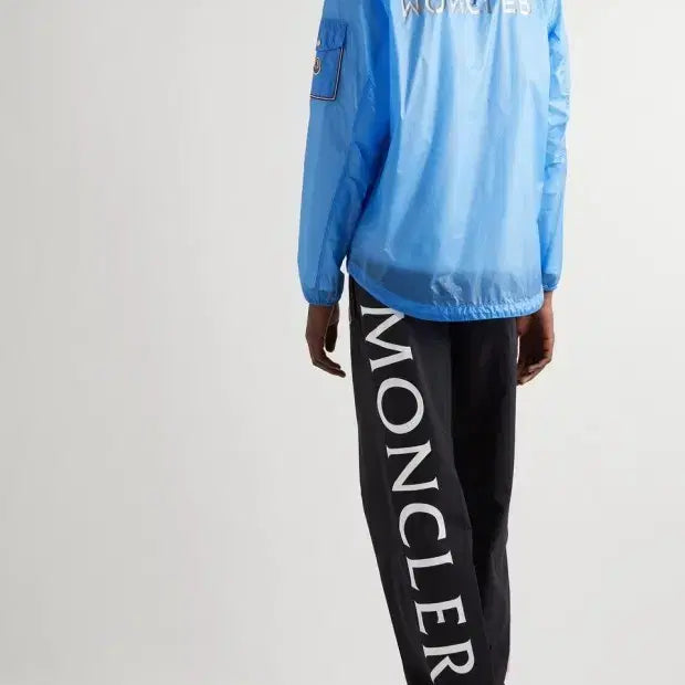 [BUNJANG] Moncler Windbreaker Jacket / 몽클레어 경량 바람막이 자켓
