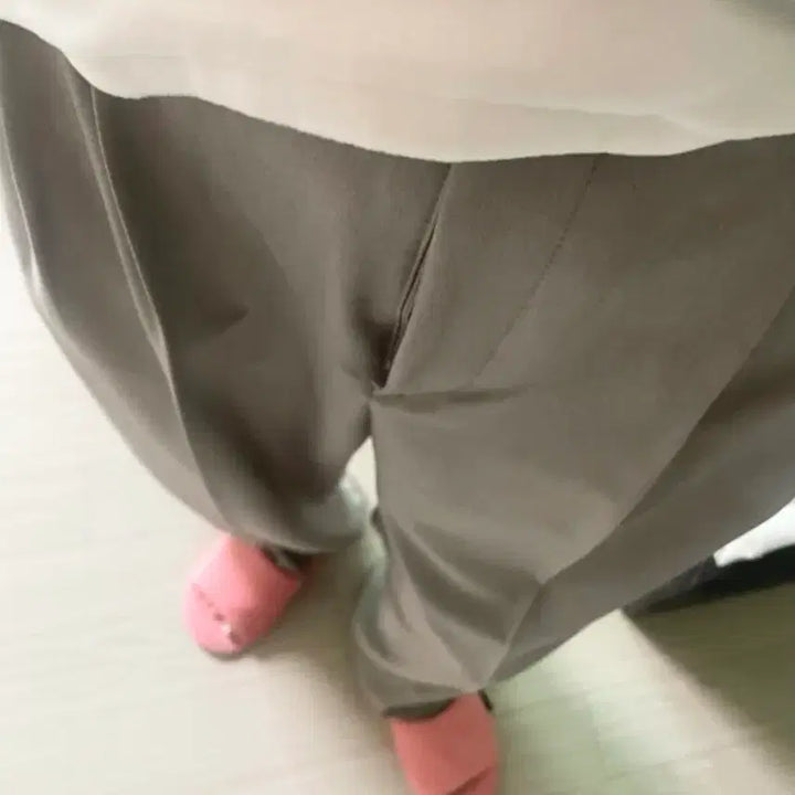 [BUNJANG] Fromwhere Classic Double-Pleated Slacks / 프롬웨얼 Classic Double-Pleated Slacks 슬랙스