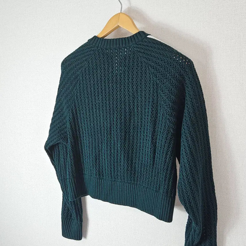 [SOLD OUT] 아디다스 신형 크롭 아디컬러 니티드 크루 니트 케이블 L (거의 새상품)