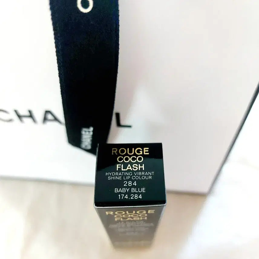 [BUNJANG] Chanel Rouge Coco Flash 284 Baby Blue Lipstick (Limited Edition) / 한정판)선물포장)샤넬 루쥬 코코 플래쉬 284 베이비블루 립스틱
