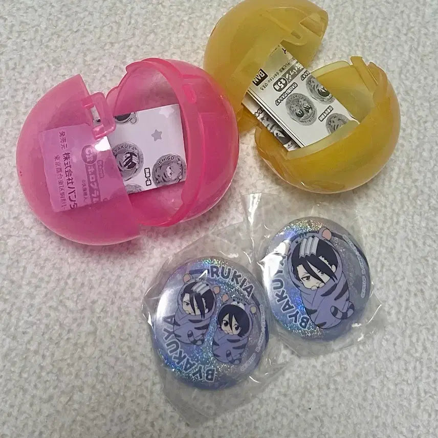 [SOLD OUT] (2종일괄)블리치 가챠 캔뱃지 쿠치키 뱌쿠야, 루키아