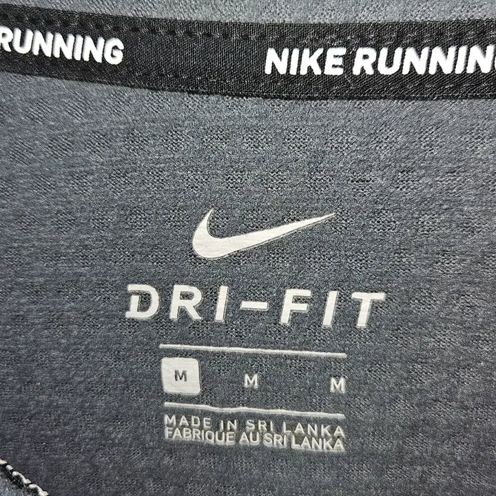 [SOLD OUT] 나이키 드라이핏 러닝 스카치 리틀렉티브 하프집업 반집업 티셔츠 M 100