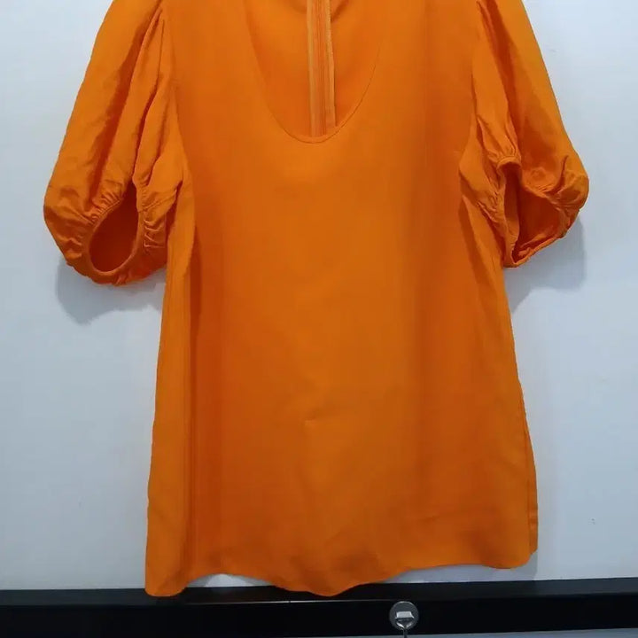 [BUNJANG] Stella McCartney Orange Puff Sleeve Blouse Size 40 / 스텔라 맥카트니 오렌지 퍼프 블라우스