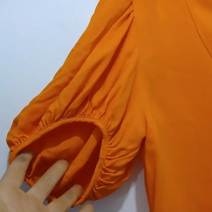 [BUNJANG] Stella McCartney Orange Puff Sleeve Blouse Size 40 / 스텔라 맥카트니 오렌지 퍼프 블라우스