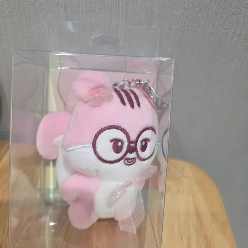 [SOLD OUT] [미개봉/새상품] T1 도란 티원  애니멀 벚꽃 블라썸 티원 키링