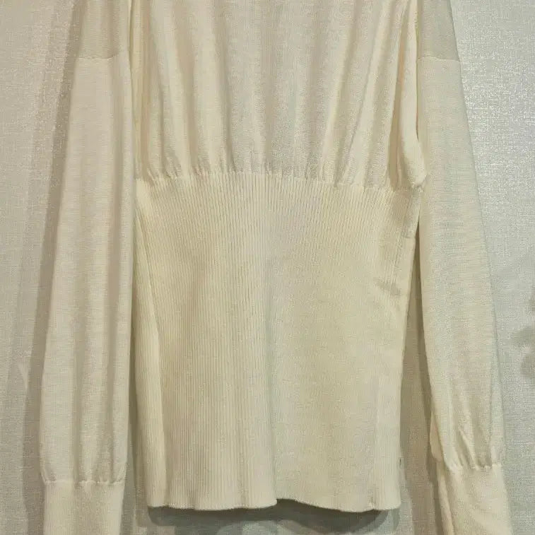 [BUNJANG] Vov V-Neck Knit Cardigan / 보브 브이넥 니트 가디건