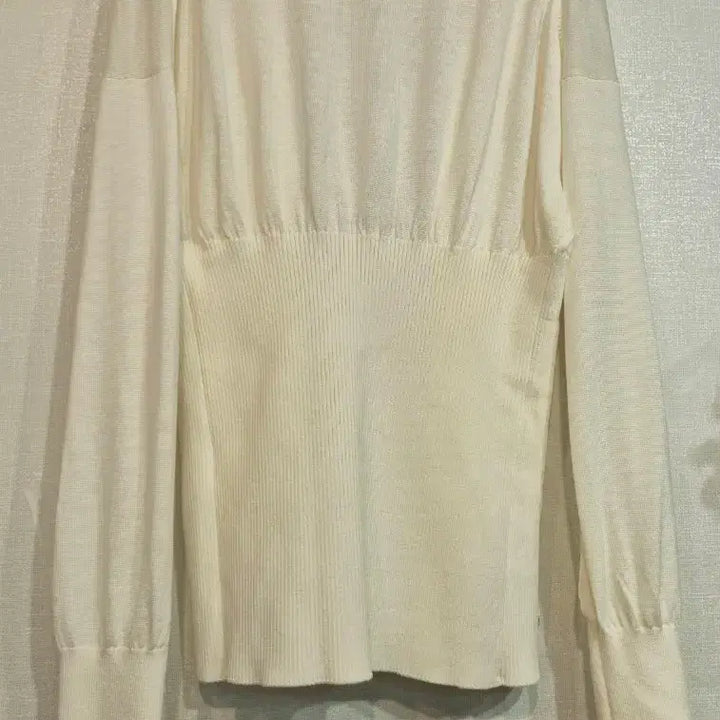 [BUNJANG] Vov V-Neck Knit Cardigan / 보브 브이넥 니트 가디건
