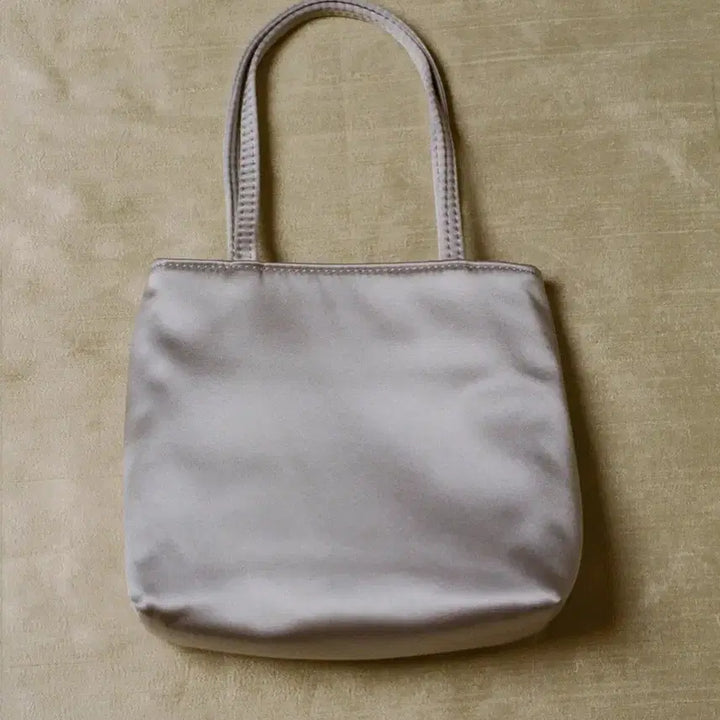 [SOLD OUT] hai 홈오브하이 미니백 (Little Silk Bag)