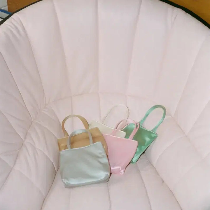 [SOLD OUT] hai 홈오브하이 미니백 (Little Silk Bag)