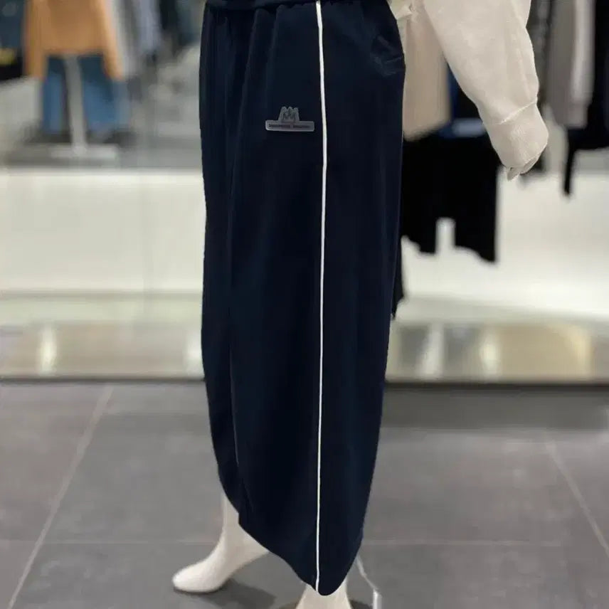 [SOLD OUT] 보브 트레이닝 스커트