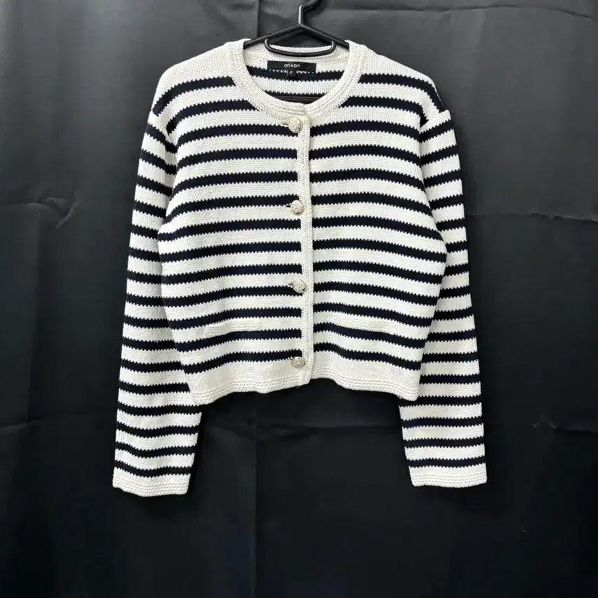 [SOLD OUT] 온앤온 단가라 니트 가디건