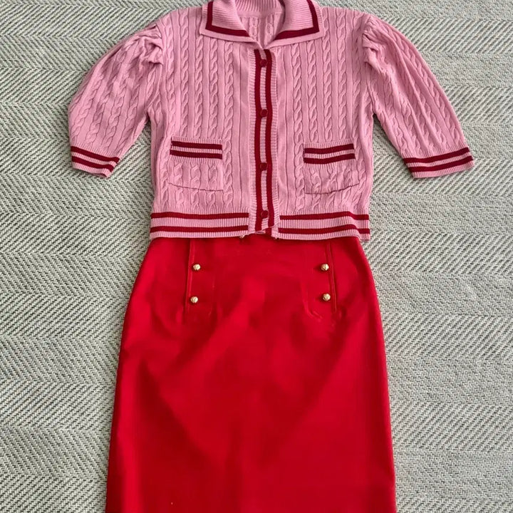 [BUNJANG] Lucky Chouette Red Skirt &amp; Pink Cable Knit Cardigan Set / 럭키슈에뜨 레드 스커트+ 예쁜 핑크색 케이블 니트 가디건 세트