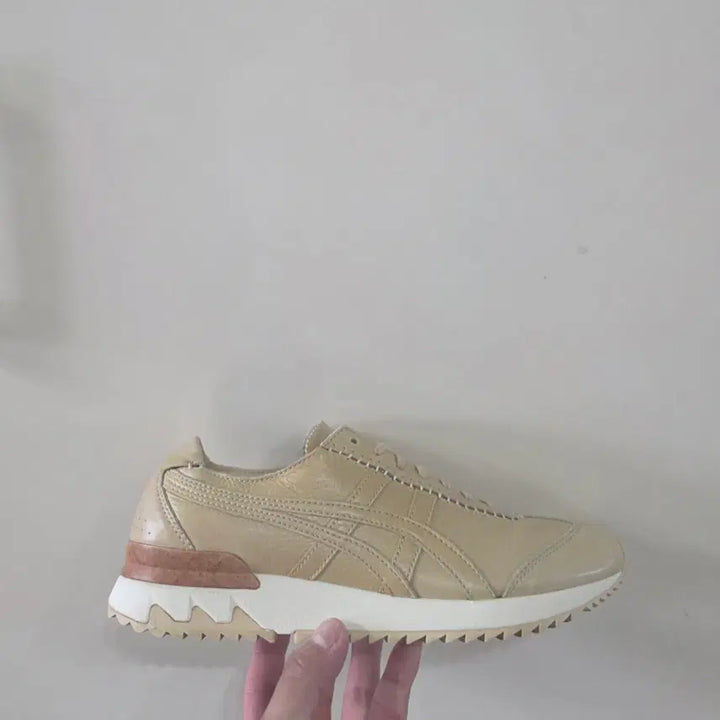 [BUNJANG] Onitsuka Tiger MHS Triple Beige Leather Sneakers / [260] 오니츠카타이거 MHS 트리플베이지ㅡ단종매물,최저가