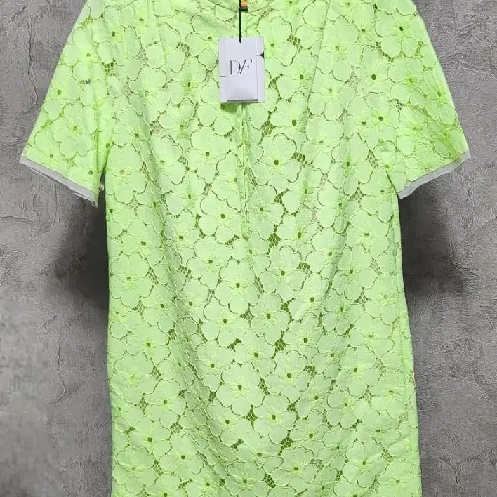 [SOLD OUT] DVF 다이앤본퍼스텐버그 형광 레이스 원피스