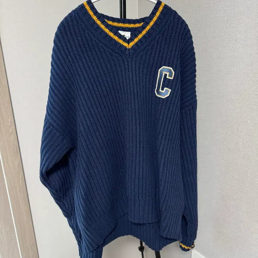 [BUNJANG] Champion Navy V-Neck Knit Sweater / 챔피온 네이비 브이넥 니트