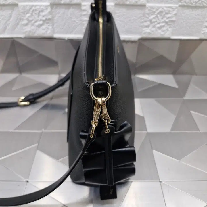 [BUNJANG] J.ESTINA Crossbody Bag / 제이에스티나 크로스백 (택포)