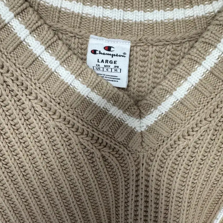 [BUNJANG] Champion V-Neck Knit Beige L / 챔피온 브이넥 니트 베이지 L