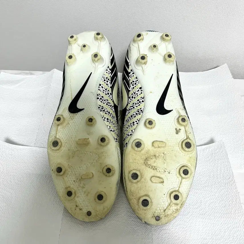 [BUNJANG] Nike Mercurial Vapor 13 Academy Soccer Cleats / [280mm] 나이키 머큐리얼 베이퍼 13 아카데미 축구화