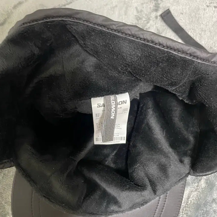 [BUNJANG] Salomon Black Ear Flap Cap / 살로몬 모자