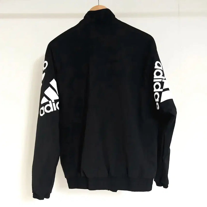 [SOLD OUT] 아디다스 바람막이:M