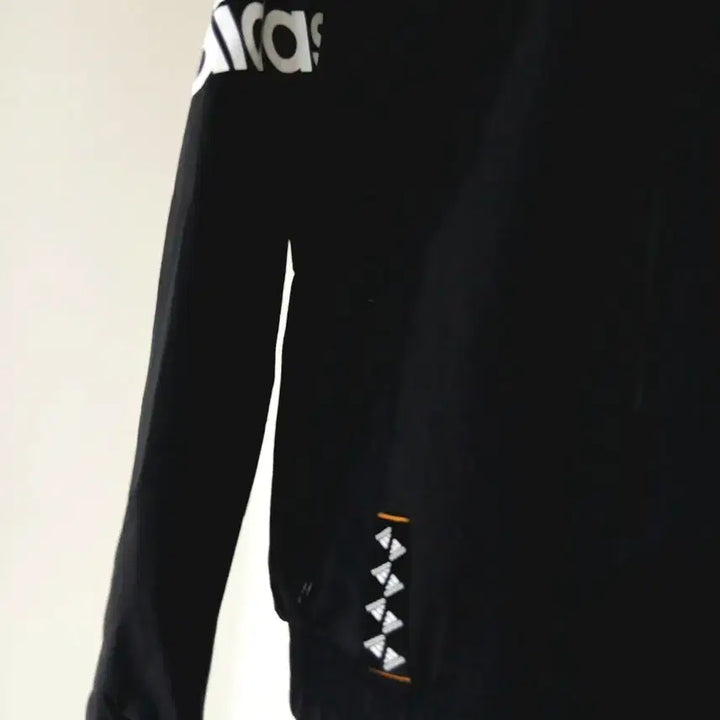 [SOLD OUT] 아디다스 바람막이:M