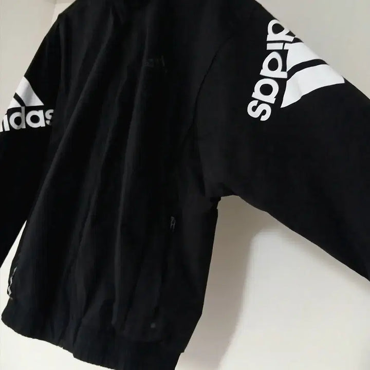 [SOLD OUT] 아디다스 바람막이:M