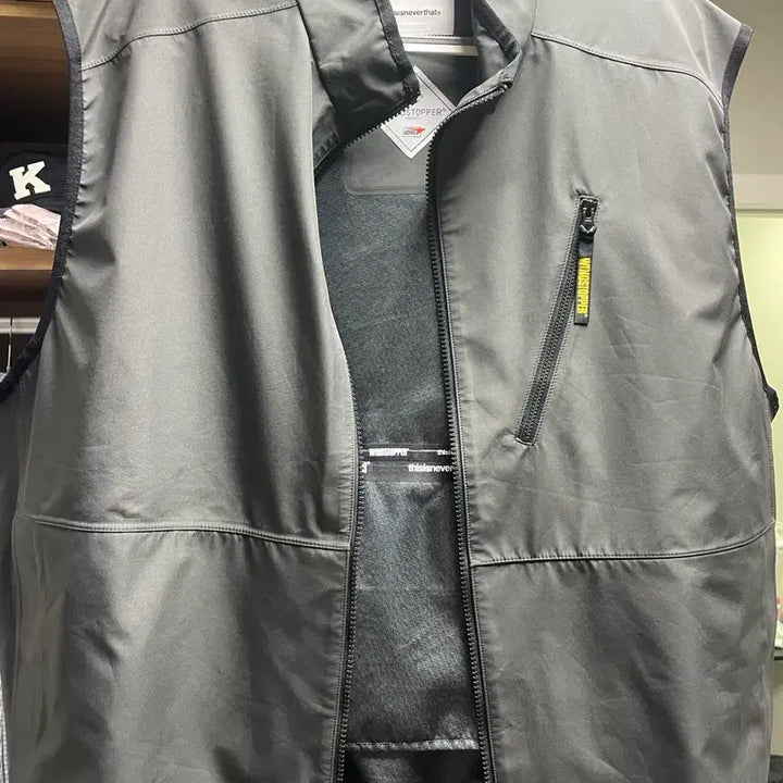[BUNJANG] thisisneverthat Windstopper Vest / 디스이즈네버댓 조끼