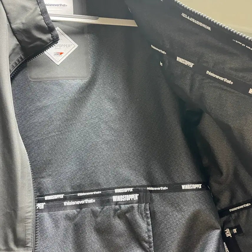 [BUNJANG] thisisneverthat Windstopper Vest / 디스이즈네버댓 조끼